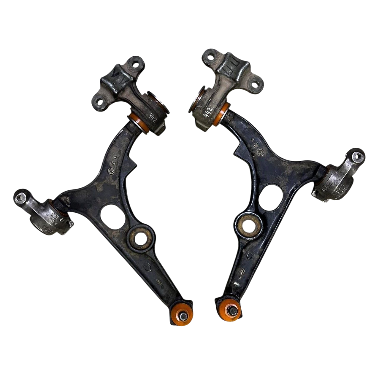 Передній нижній важіль Citroen Jumpy 1995-2007 Послуга з перепресування сайлентблоків (Сайлентблоки в ціну не входять)