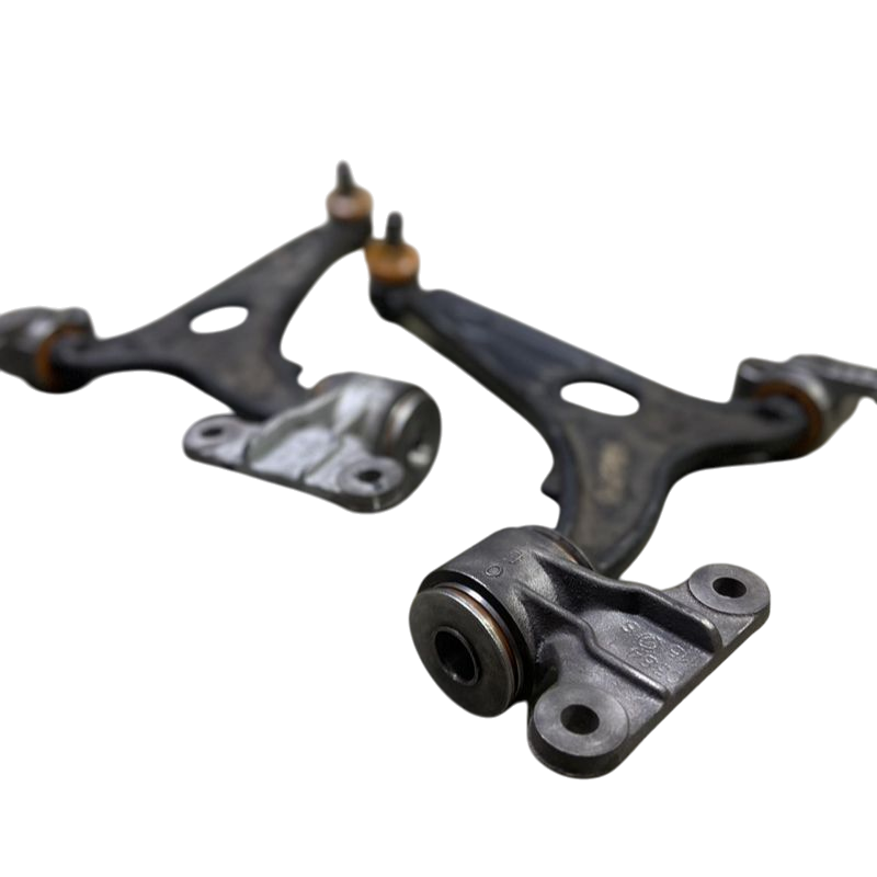 Передній важіль Citroen Jumpy 1995-2007 1,9L Послуга з перепресування сайлентблоків (Сайлентблоки в ціну не входять)