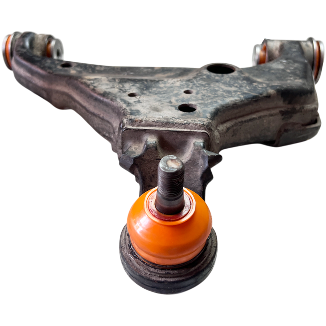 Полиуретановый пыльник рулевого наконечника переднего нижнего рычага Toyota Hilux 2015-