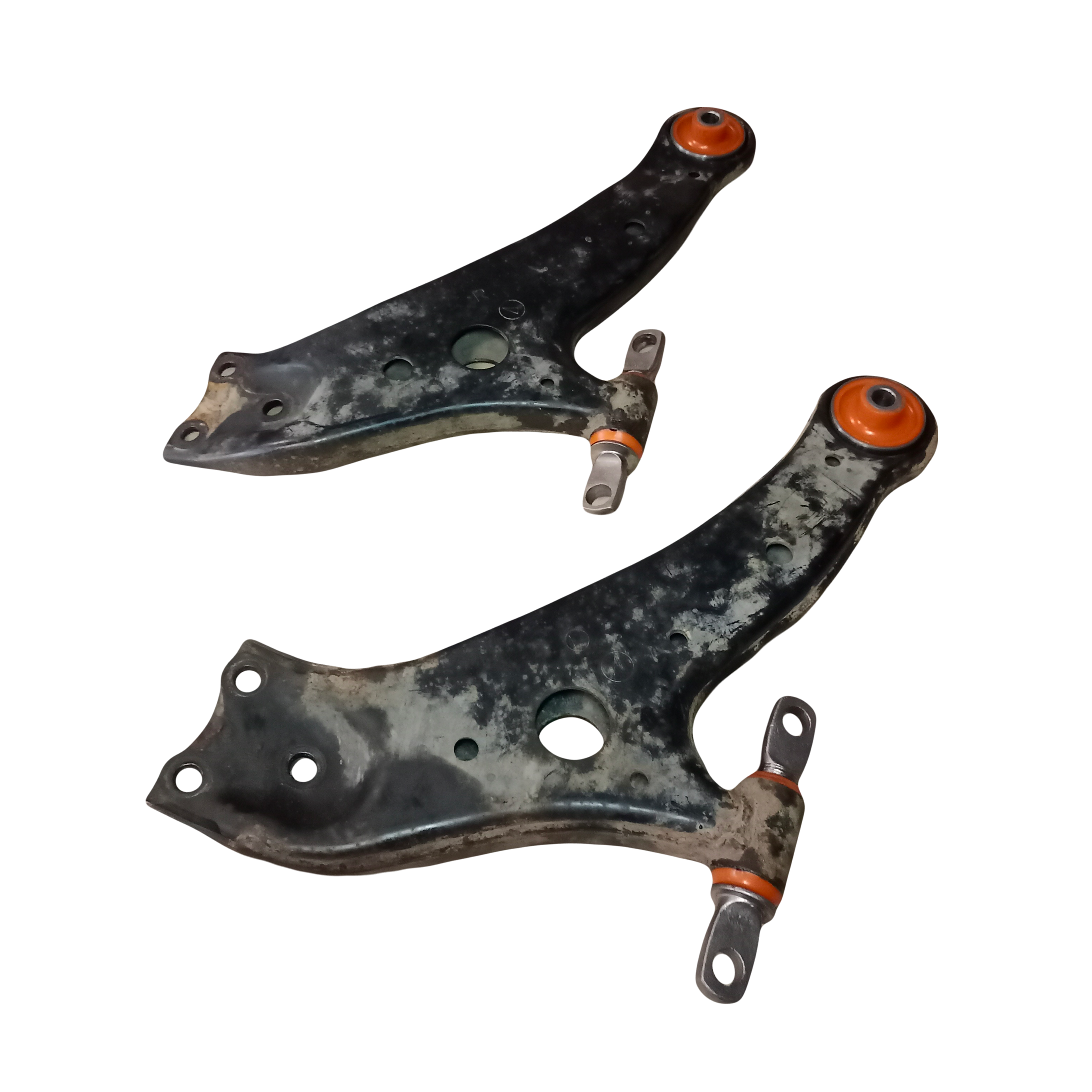 Передній важіль Lexus Es 2012-2018 Послуга з перепресування сайлентблоків (Сайлентблоки в ціну не входять) PP-0115_0255pos