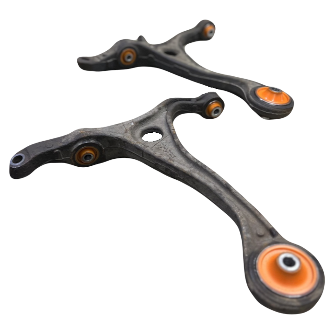 Передній важіль Honda Inspire UC1 2003-2007 Послуга з перепресування сайлентблоків (Сайлентблоки в ціну не входять)