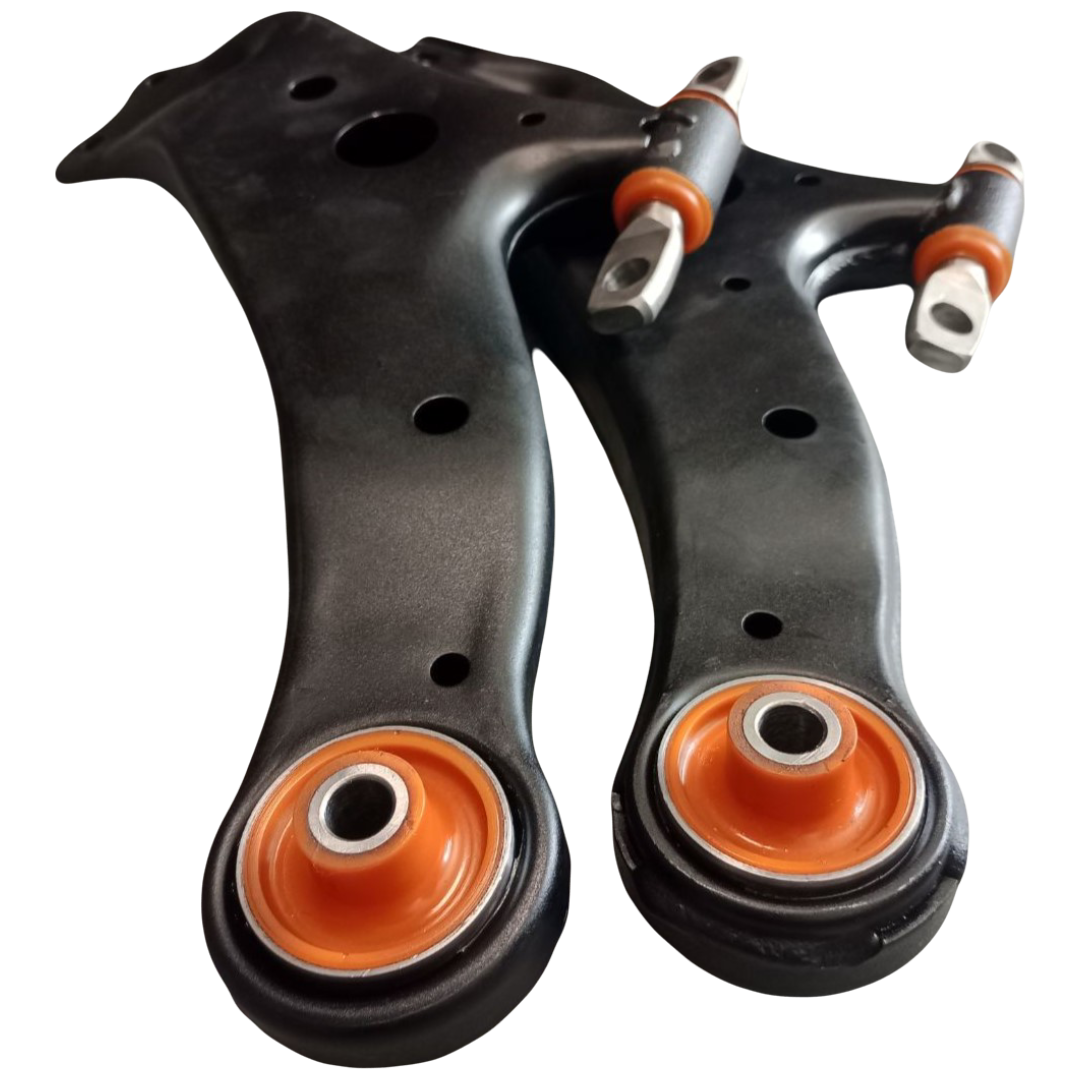 Передній важіль Lexus Rx 2009-2015 Послуга з піскостуйного очищення, покриття фарбою та перепресування сайлентблока (Сайлентблоки в ціну не входять)