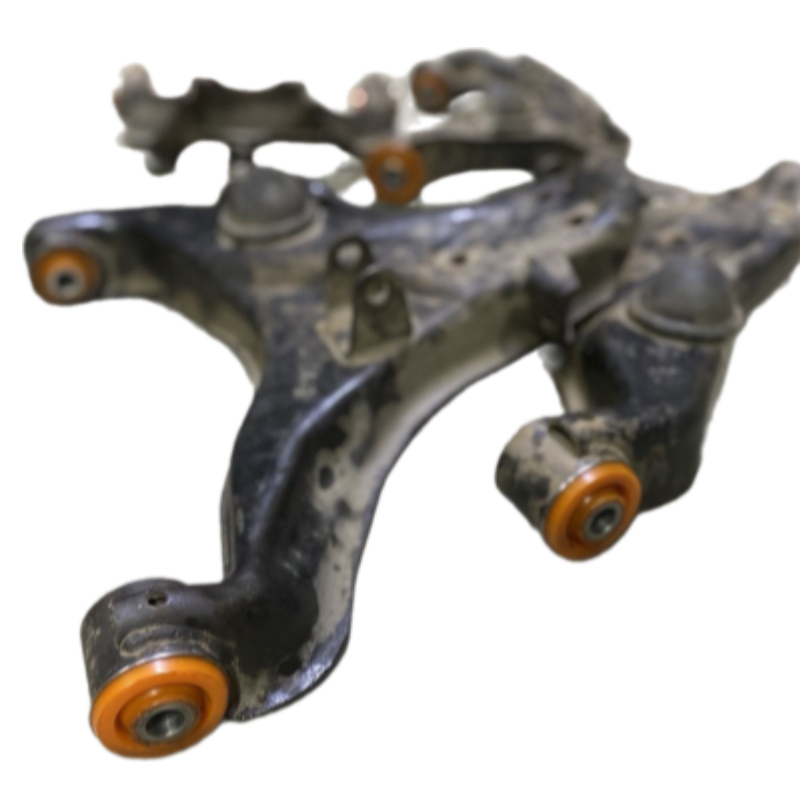 Передня підвіска автомобіля Mitsubishi L200 2006-2015 Послуга з перепресування сайлентблоків (Сайлентблоки в ціну не входять)