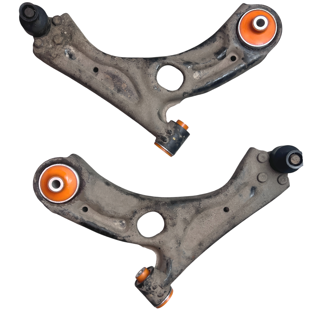 Передній важіль Chevrolet Cobalt 2011- Послуга з перепресування сайлентблоків (Сайлентблоки в ціну не входять)