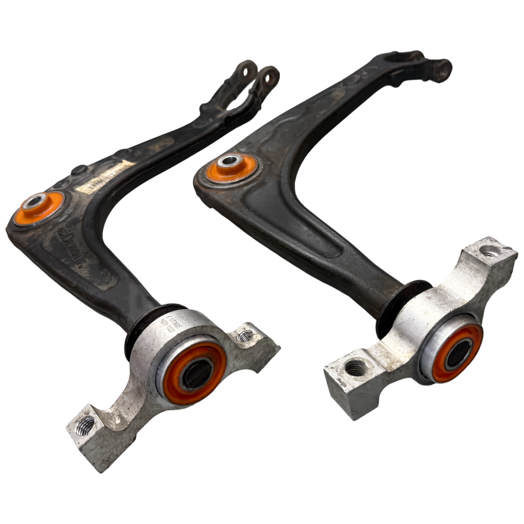 Передній важіль Citroen C5 2008-2017 Послуга з перепресування сайлентблоків (Сайлентблоки в ціну не входять)