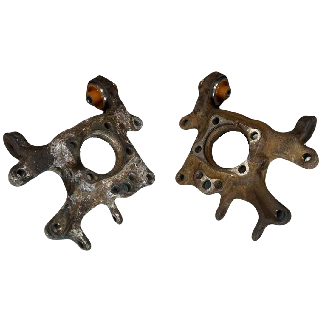 Задня цапфа Toyota RAV 4 III 2005-2013 Послуга з перепресування сайлентблоків (Сайлентблоки в ціну не входять)