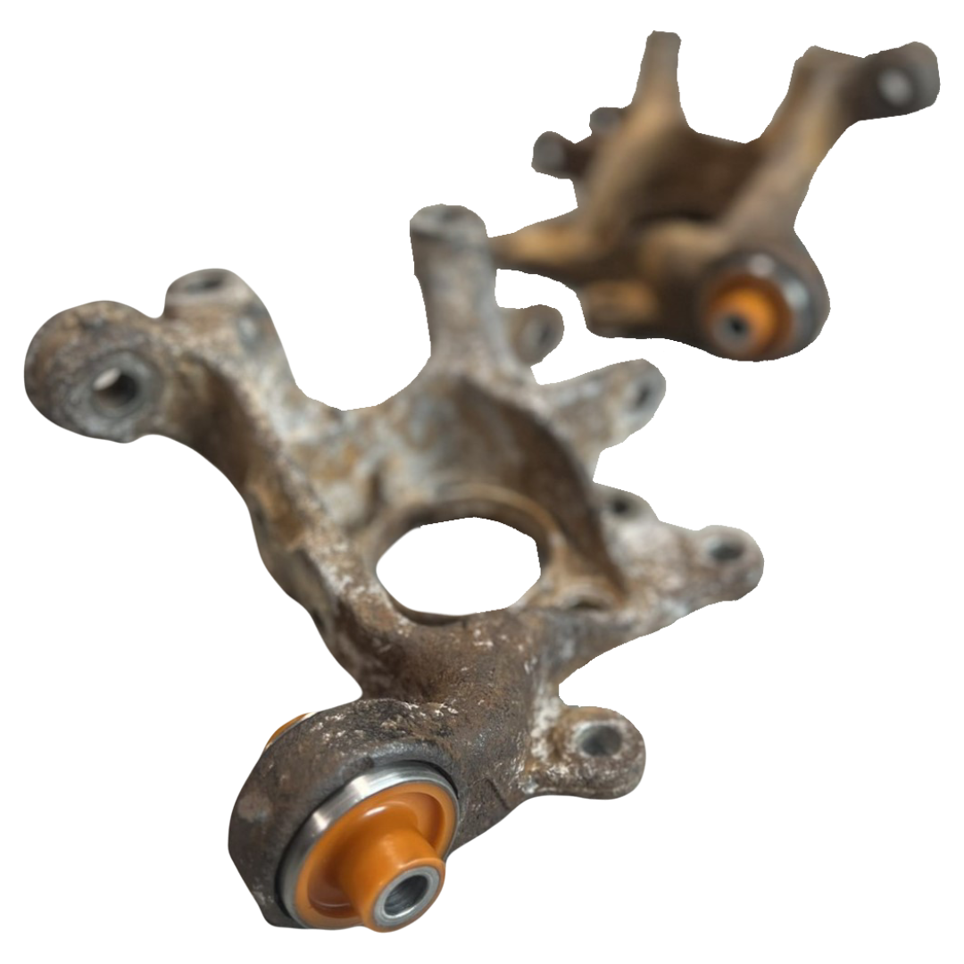 Задня цапфа Toyota RAV 4 III 2005-2013 Послуга з перепресування сайлентблоків (Сайлентблоки в ціну не входять)