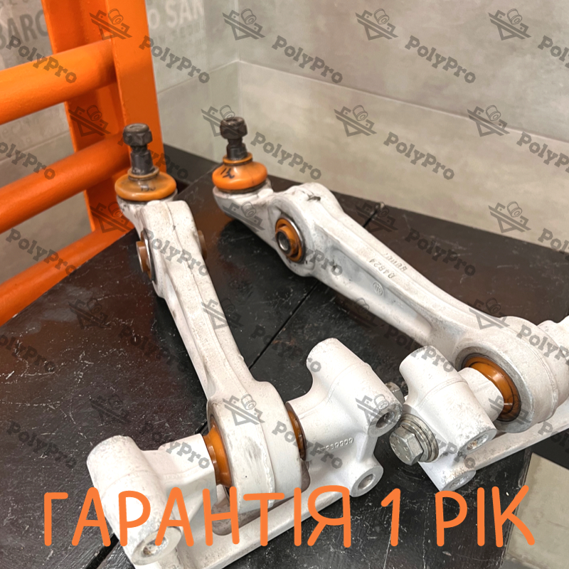 Front lower transverse arm Lancia Thesis 2001-2009 Service for sandblasting, repressing the bushing, replacing the anther (Bushing is not included in the price)