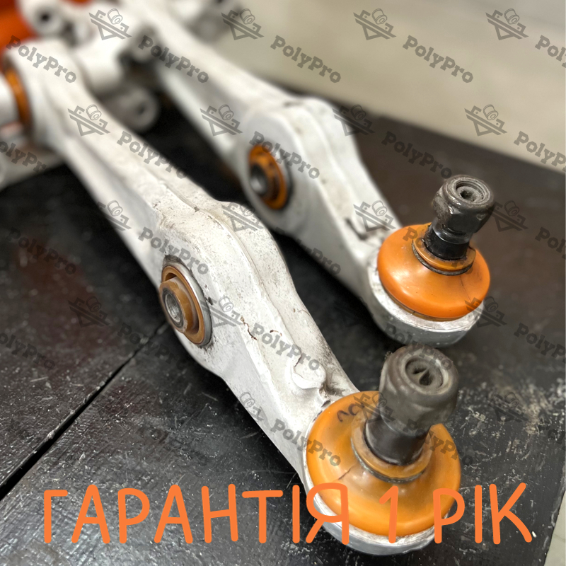 Front lower transverse arm Lancia Thesis 2001-2009 Service for sandblasting, repressing the bushing, replacing the anther (Bushing is not included in the price)