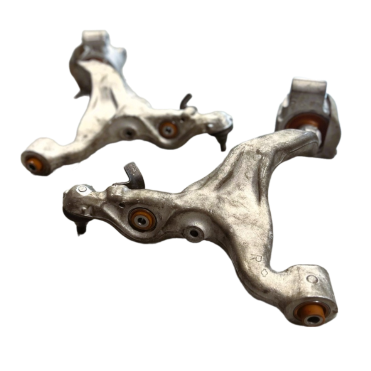 Передній важіль Nissan Skyline 2006-2014 Послуга з перепресування сайлентблоків (Сайлентблоки в ціну не входять) pp2011pos