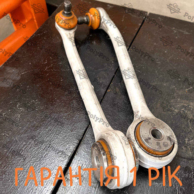 Front upper straight arm Lancia Thesis 2001-2009 Service for sandblasting, repressing the bushing, replacing the anther (Bushing is not included in the price)