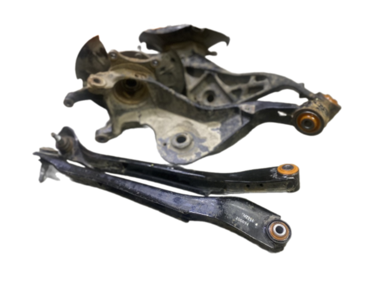 Задня підвіска Ford EcoSport 2011- Послуга з перепресування сайлентблоків (Сайлентблоки в ціну не входять)