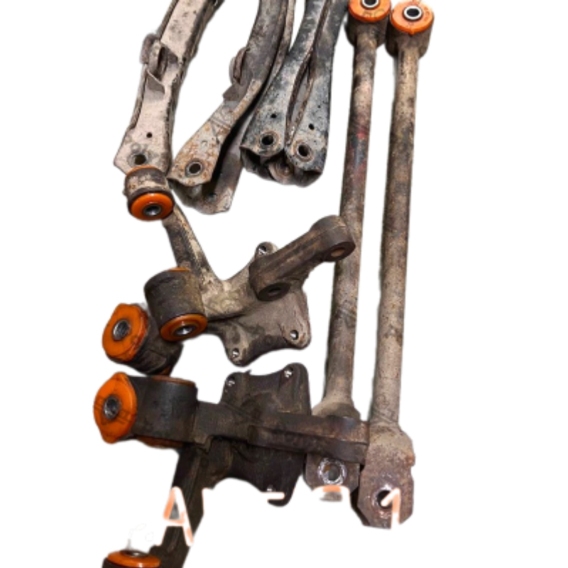 Задній нижній важіль Toyota Corsa 1982-1986 Послуга з перепресування сайлентблоків (Сайлентблоки в ціну не входять)