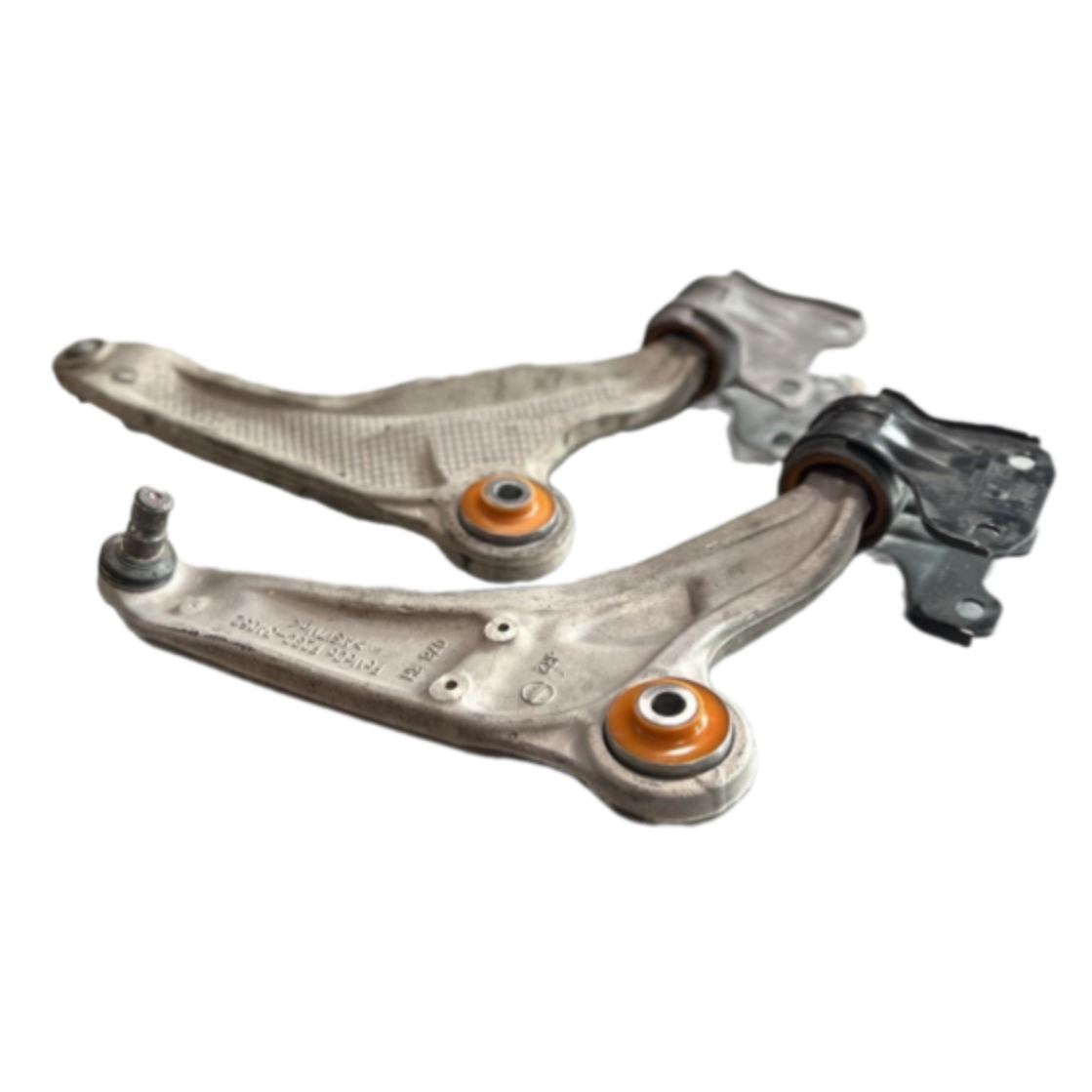 Передній важіль Ford Edge 2014-2022 Послуга з перепресування сайлентблоків (Сайлентблоки в ціну не входять)