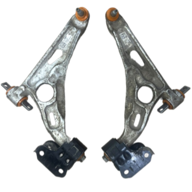 Передній важіль Chevrolet Bolt 2017- Послуга з перепресування сайлентблоків (Сайлентблоки в ціну не входять)