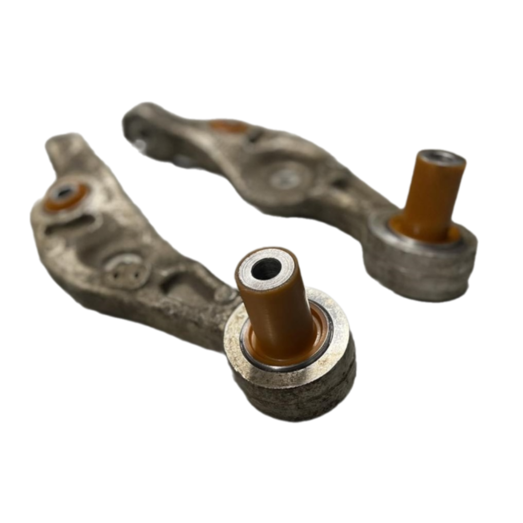 Передній поперечний важіль Lexus Ls 2006-2017 Послуга з перепресування сайлентблоків (Сайлентблоки в ціну не входять)