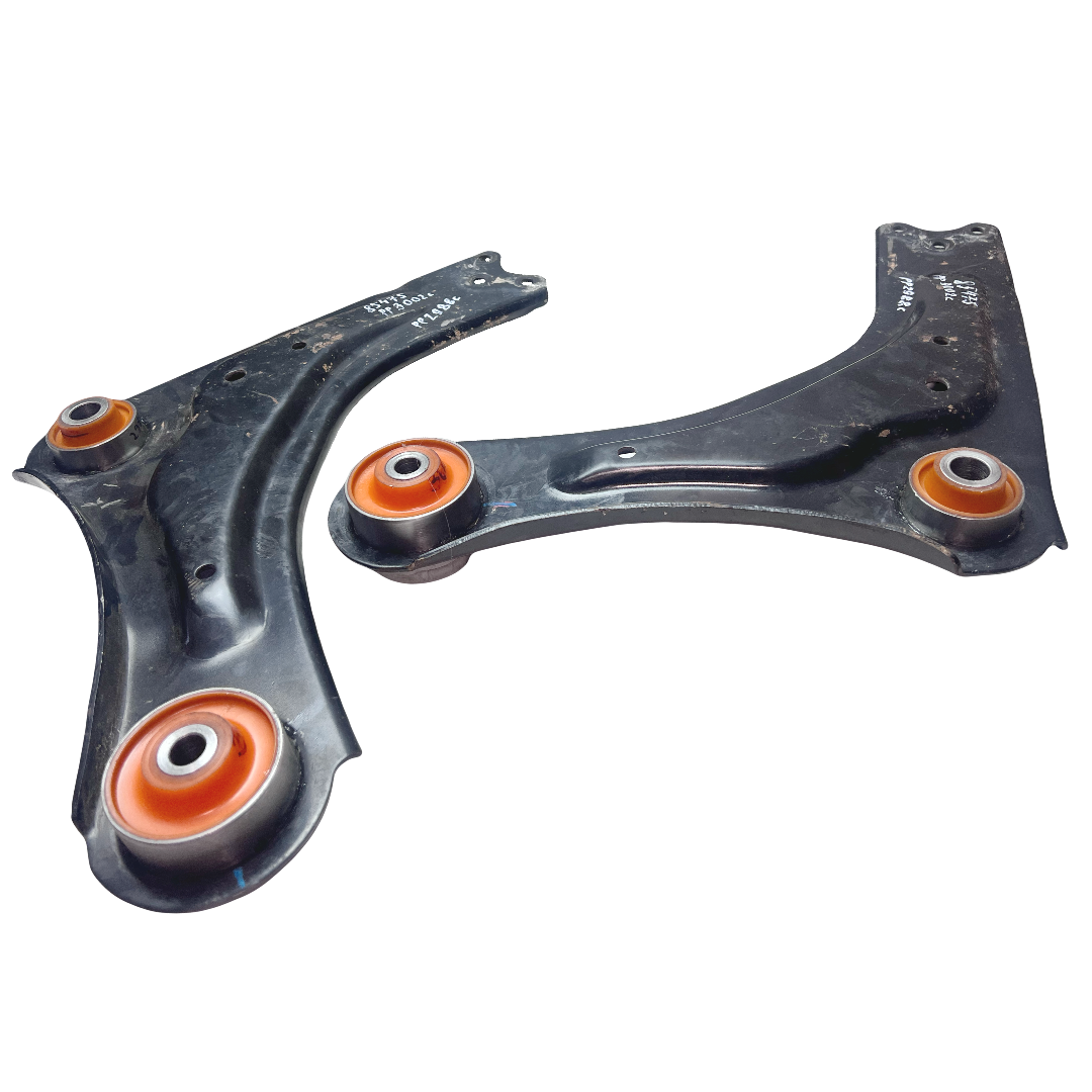 Передній важель Renault Laguna 2007-2015 3,0L Послуга з перепресування сайлентблоків (Сайлентблоки в ціну не входять)