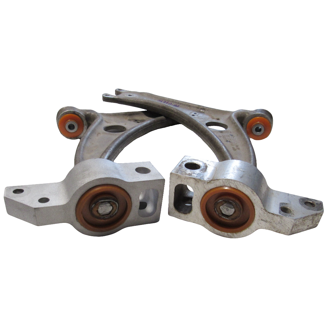 Задній важіль Audi A3 2003-2012 2.0L Послуга з перепресування сайлентблоків (Сайлентблоки в ціну не входять)