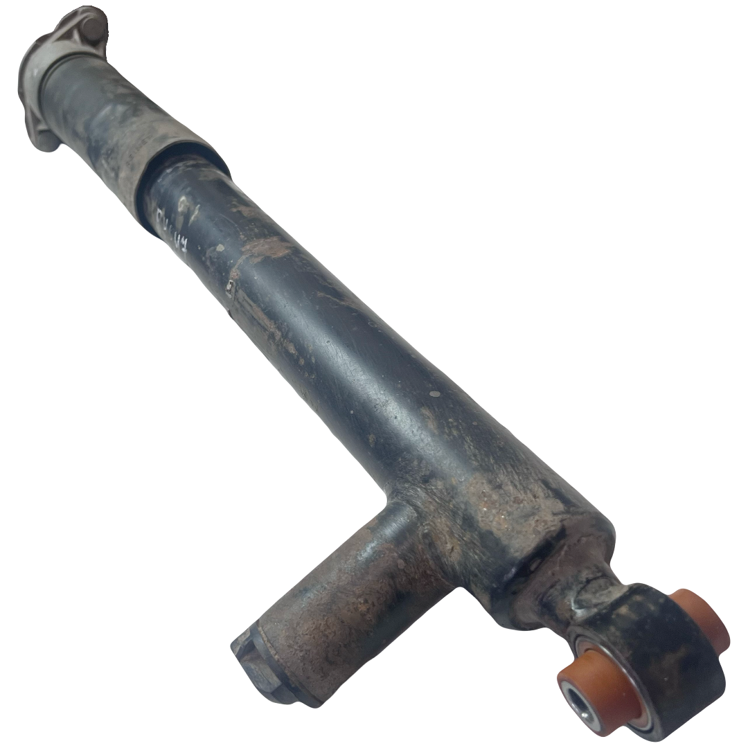 Задній амортизатор Mercedes-Benz 218 2011-2018 Послуга з перепресування сайлентблоків (Сайлентблоки в ціну не входять)