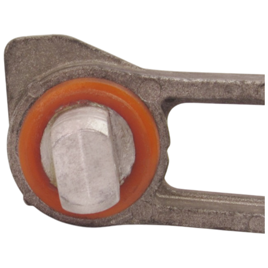 Поліуретанова подушка двигуна задня верхня Alfa Romeo Spider 2006-2010 3,2L  Послуга ПО ЗАМІНІ маленького САЙЛЕНТБЛОКА