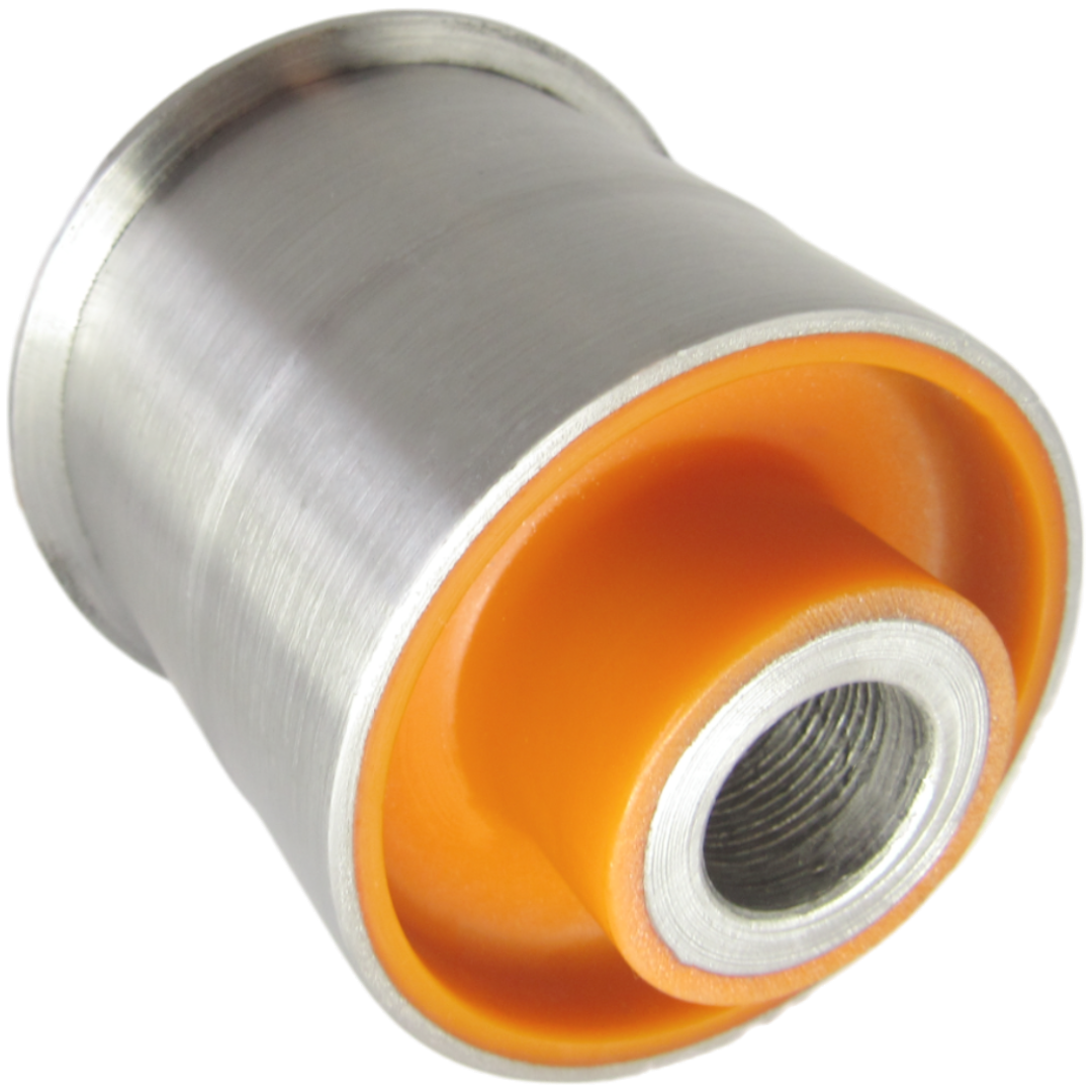 Поліуретановий сайлентблок заднього нижнього важеля зовнішній Toyota Crown 1991-1995 3.0L