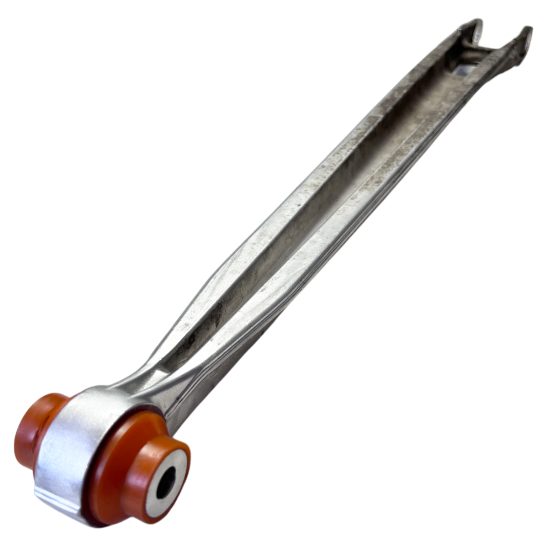 Поліуретановий сайлентблок заднього поздовжнього важеля Porsche Cayman 2005-2013 ВАЖІЛЬ ІЗ ВВАРЕНИМ сайлентблоком 2.0L РЕКОНСТРУКЦІЯ ВАШОГО