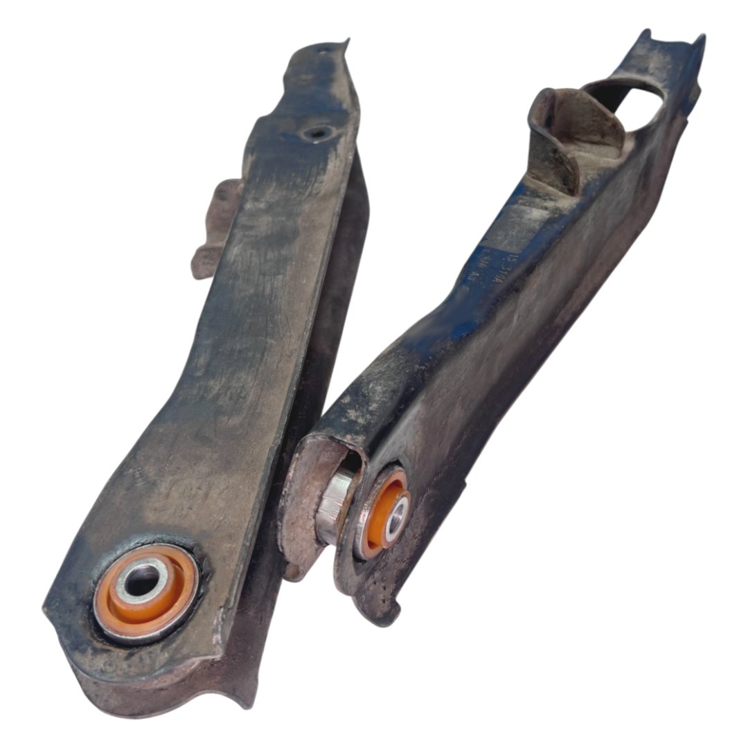 Задний подпружинный рычаг Dodge Journey 2011- Услуга с перепресовки сайлентблоков (Сайлентблоки в цену не входят)