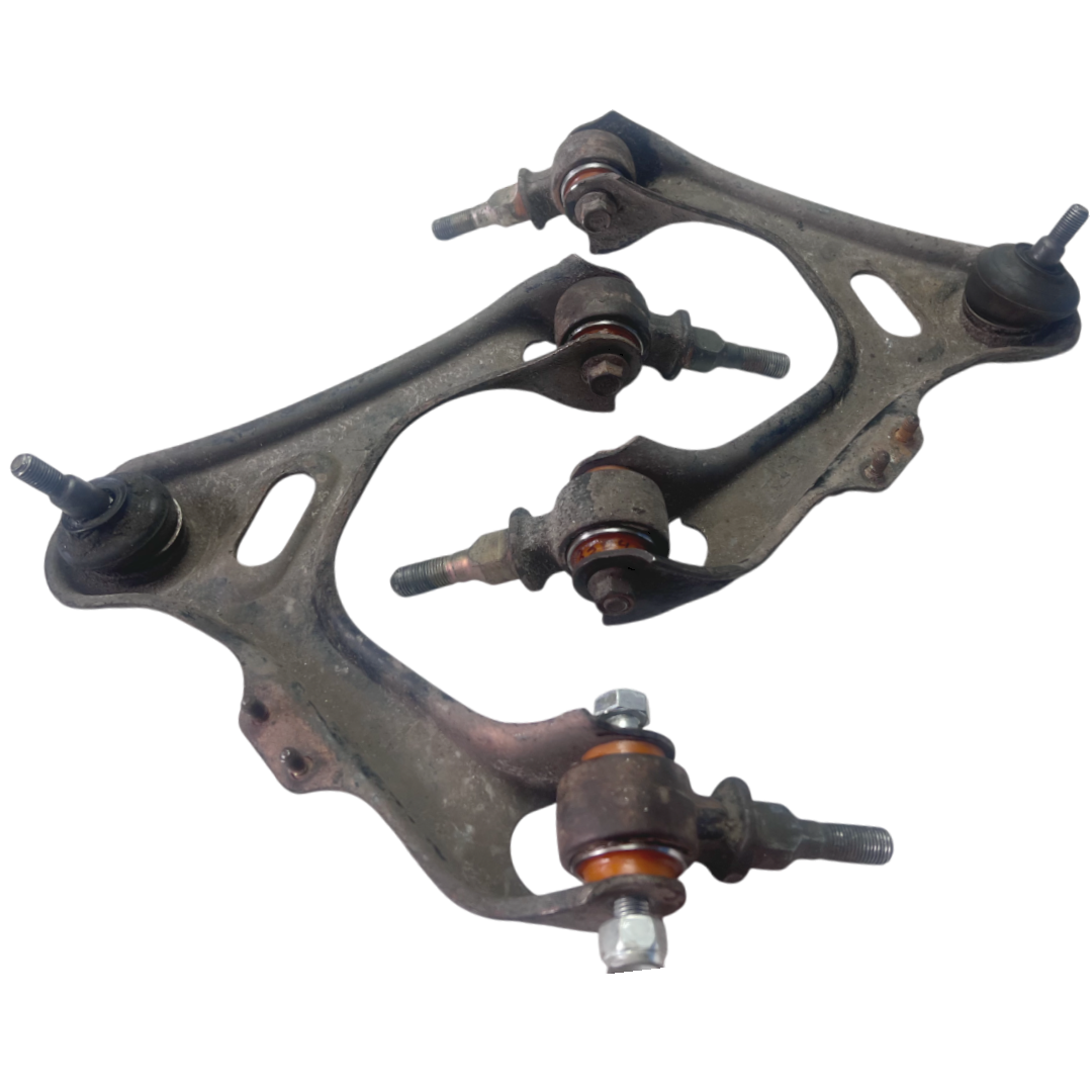 Передній верхній важіль Honda Legend 1997-2004 Послуга з перепресування сайлентблоків (Сайлентблоки в ціну не входять)