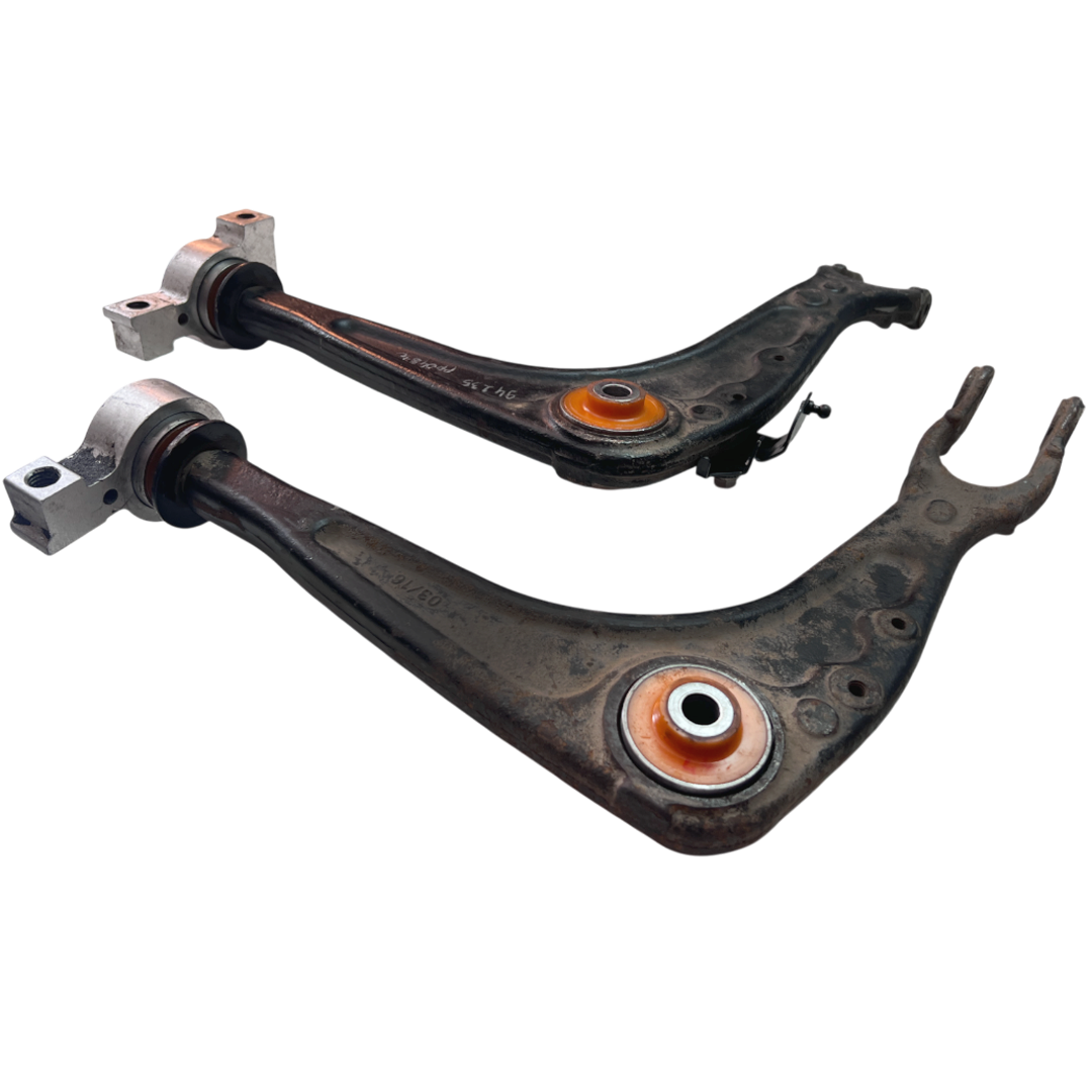 Передня підвіска автомобіля Citroen C5 2008-2017 Послуга з перепресування сайлентблоків (Сайлентблоки в ціну не входять)