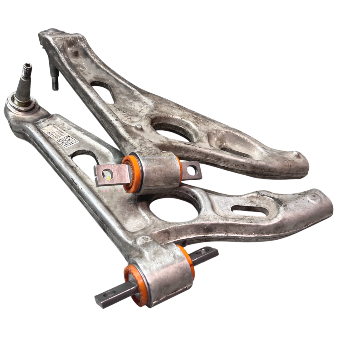 Front arm Chevrolet Bolt 2017- Service with repressing of bushings (Bushings are not included in the price)